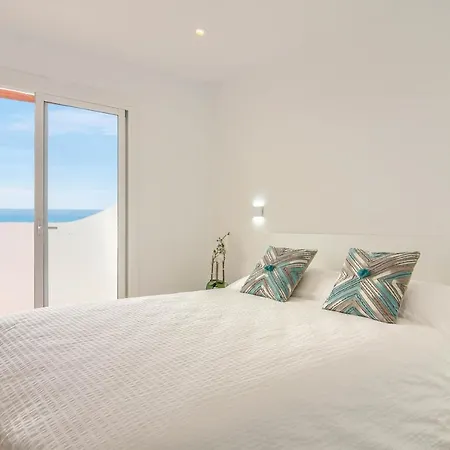 La Perla Great Seaview - Building Fabiola 1